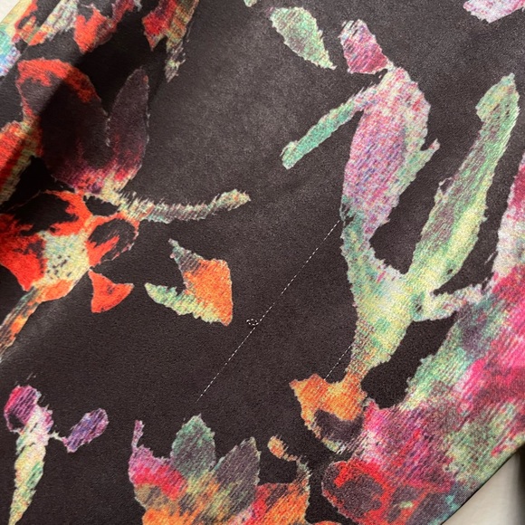 Mural Floral Bomber Jacket, Black Sz M - Picture 4 of 7